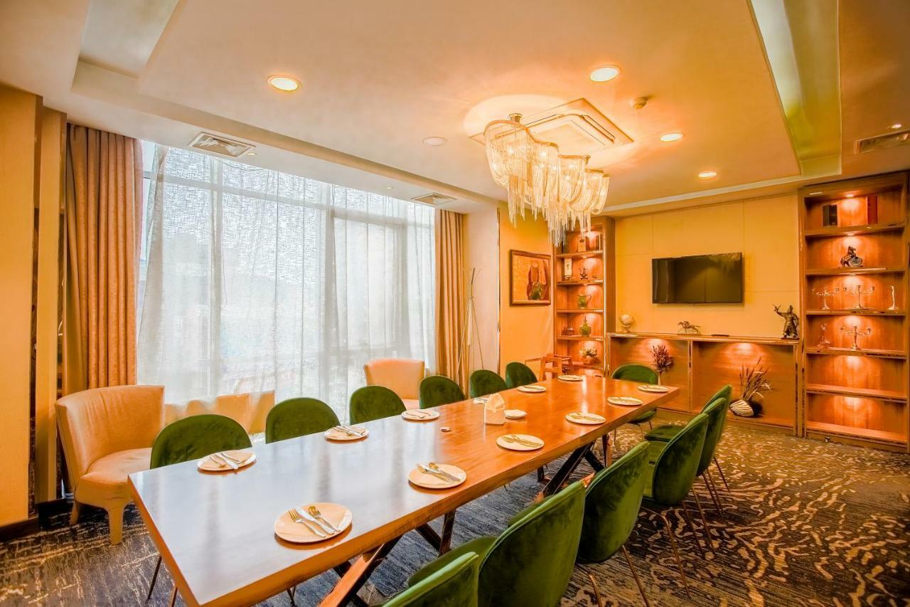 Ramada Ulaanbaatar City Center Dış mekan fotoğraf
